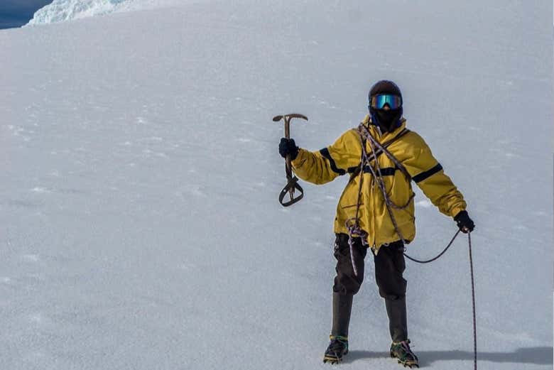 Disfrutando del trekking por el volcán