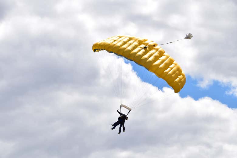 Paragliding