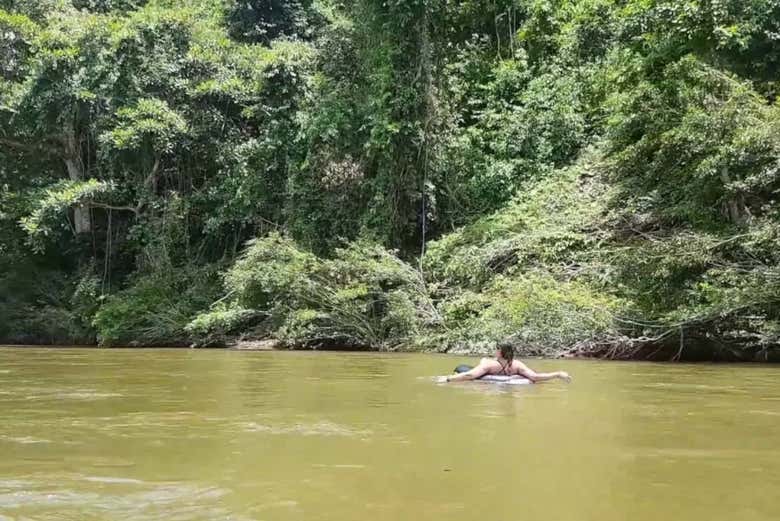 Tubing en el Río Palomino