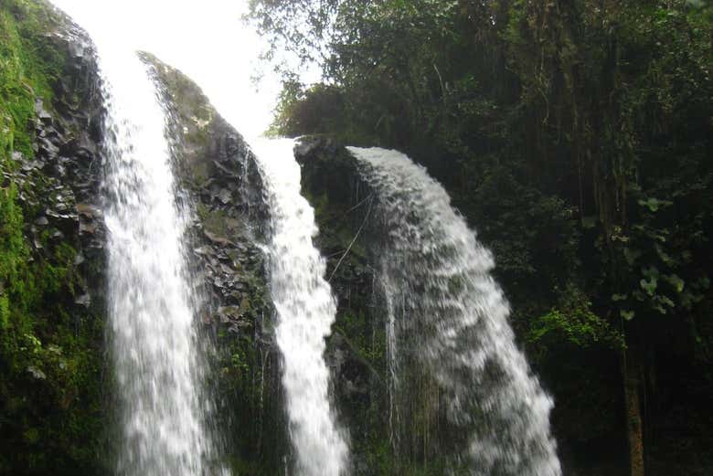 Tres Chorros Waterfall