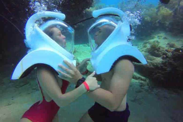 Beso bajo el agua