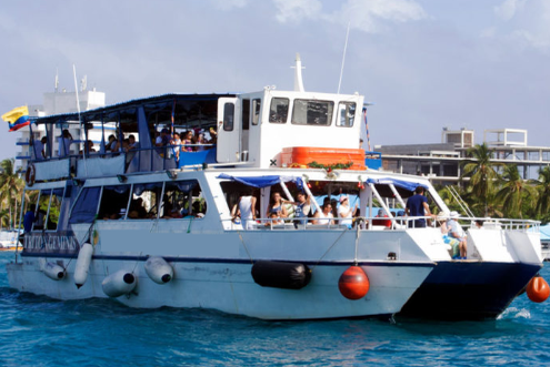 Catamarã por San Andrés