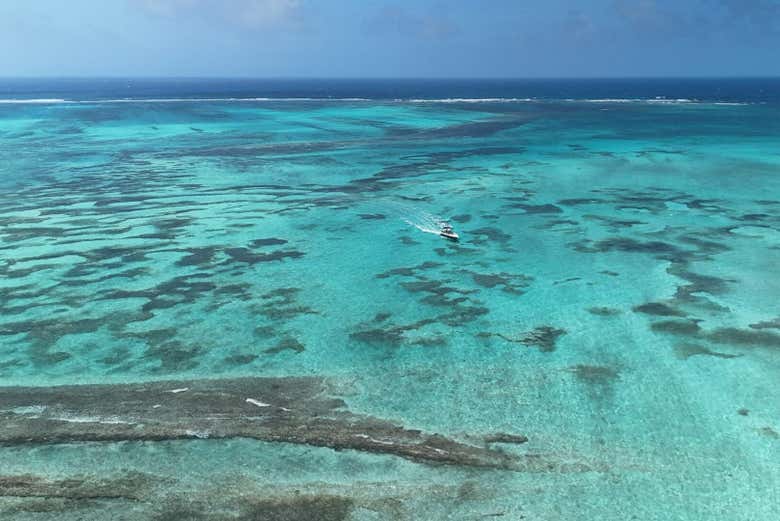 Águas cristalinas de San Andrés