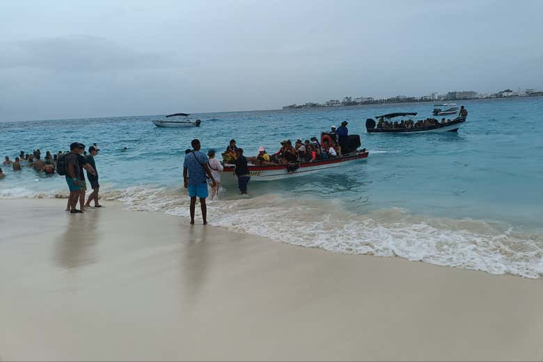 Desembarcando en Johnny Cay