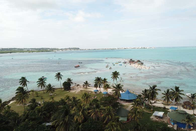Take in the view of San Andrés