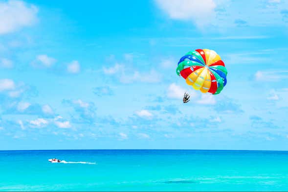 Parasailing en San Andrés