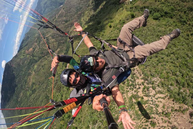 Fly over some spectacular landscapes!