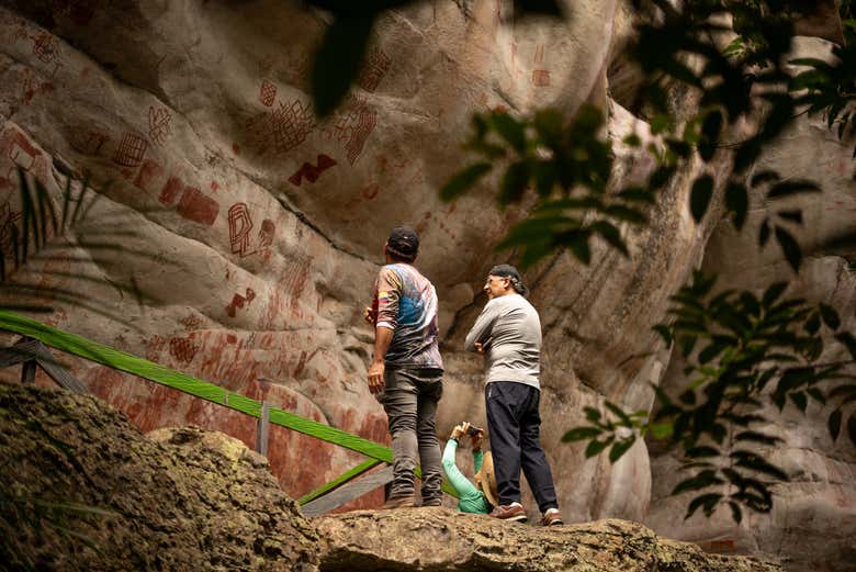 Contemplando el arte rupestre