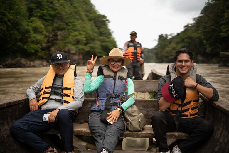 Pasearemos en canoa por la Laguna Negra