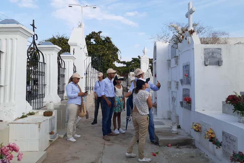 Visiteremo il cimitero di San Rafael
