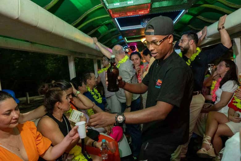Pasándolo en grande a bordo