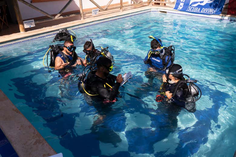 Entrenamiento en la piscina