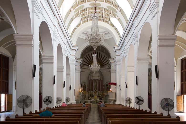 Conociendo el interior de la catedral