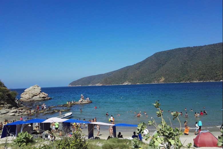 Relaxe e tome sol em Bahía Concha