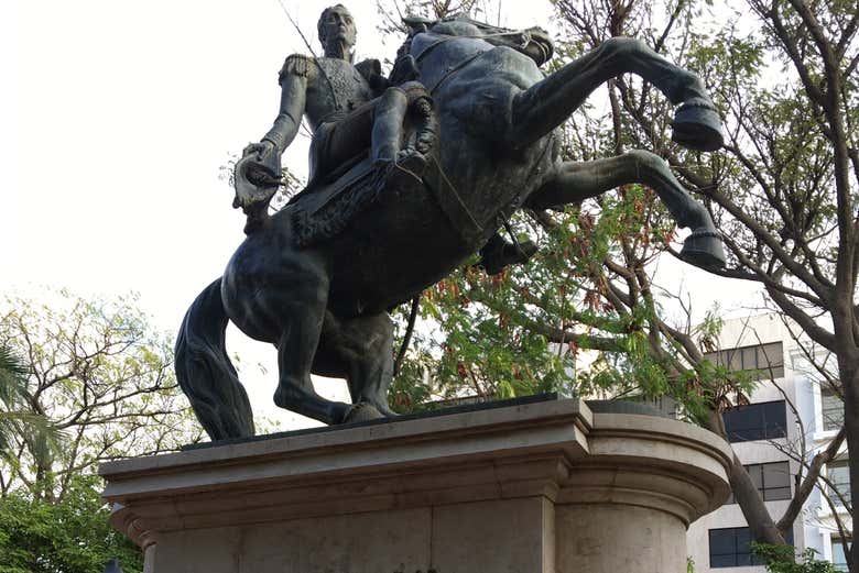 Plaza Simon Bolivar square