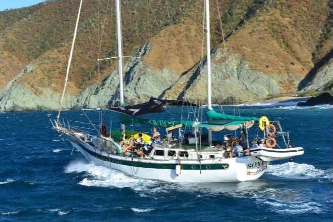 Sailing Concha Bayon a sailboat
