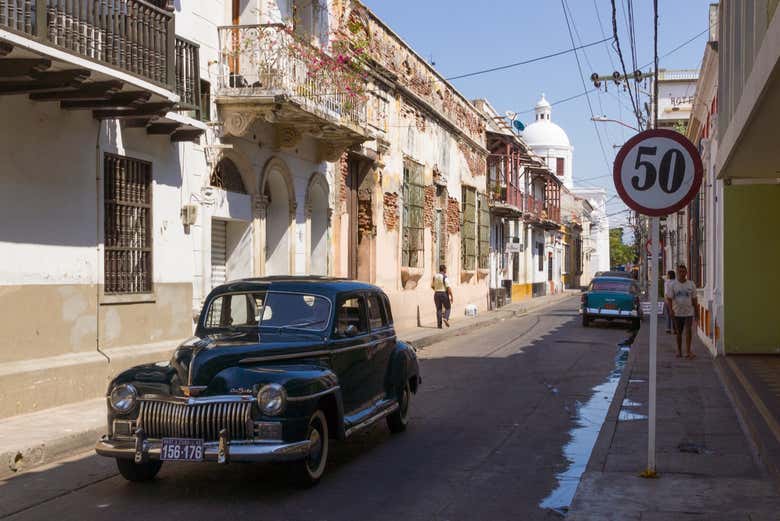 Tour the centre of Santa Marta