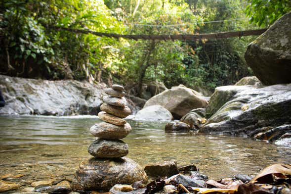 Rápel en las cascadas del río Minca