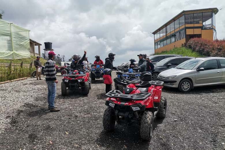 Listos para el tour en quad