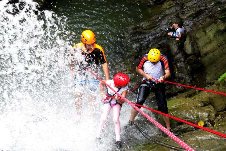 Canyoning in Tobia