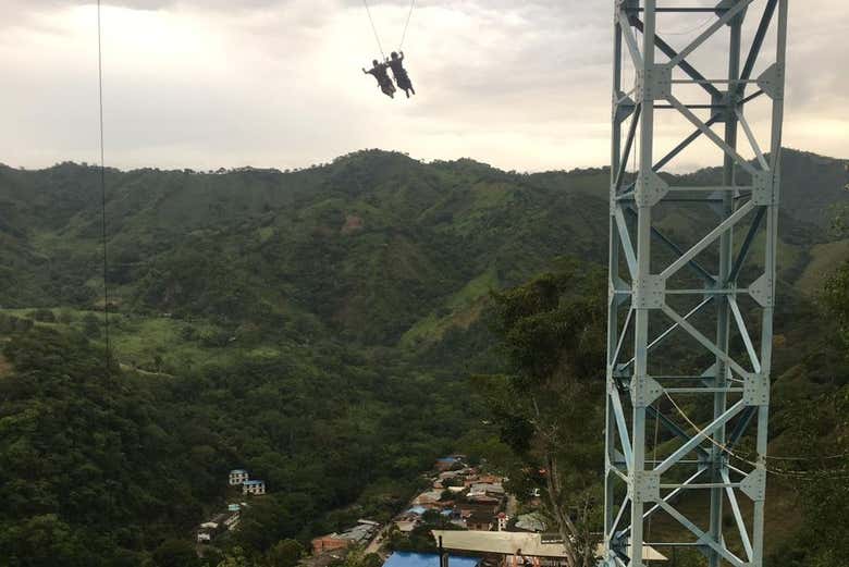Admirando as vistas do Tobia Sky