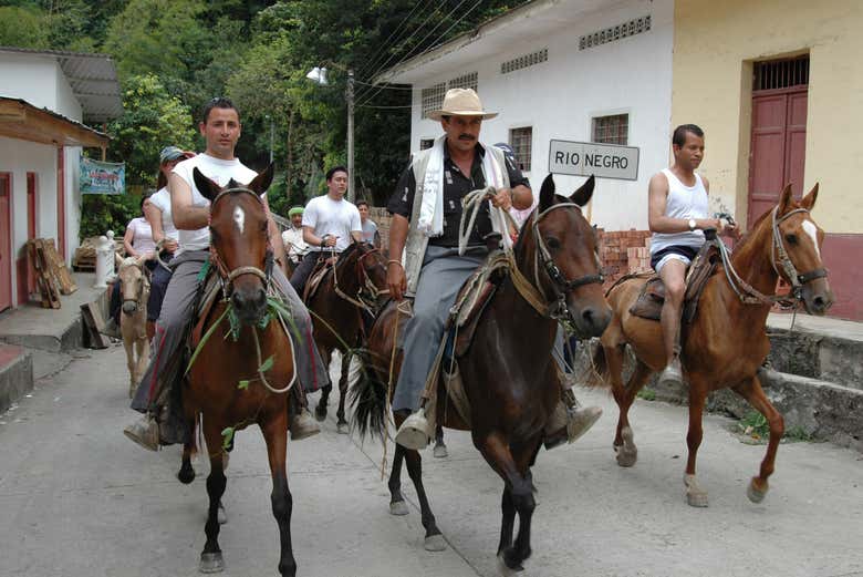 Percorrendo Tobia a cavalo