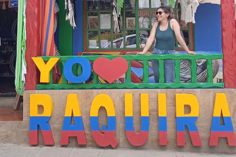 Disfrutando de la visita por Ráquira