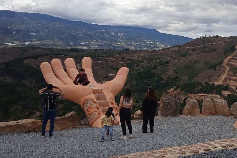 Mano del Artesano de Ráquira