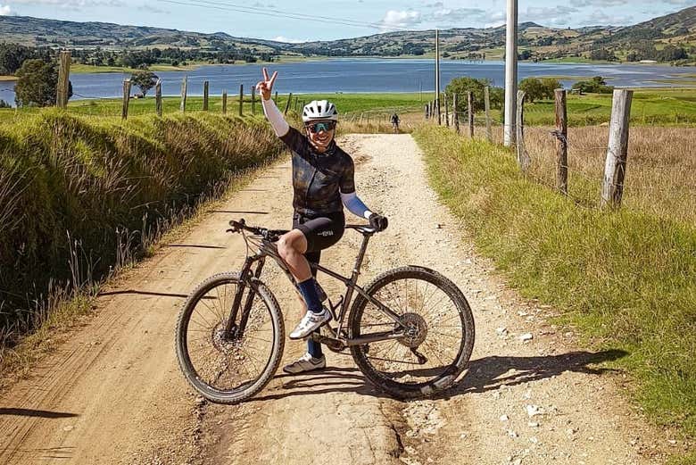 ¡Preparada para la ruta ciclista!