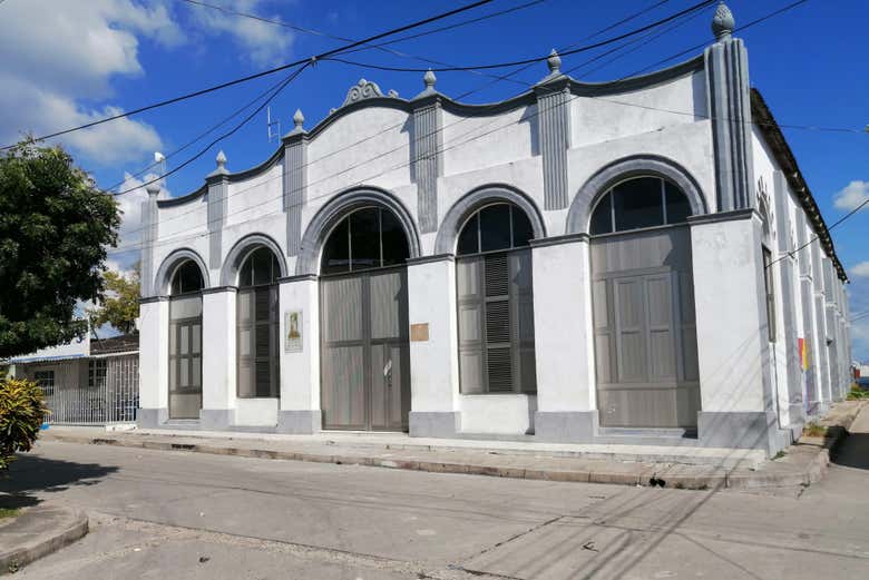Entrada al Museo Yurbaco, guardián del legado ancestral
