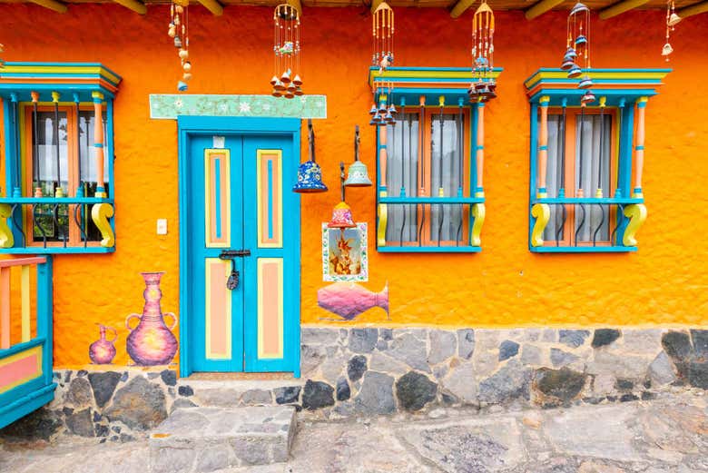 Fachada de uma casa em Ráquira