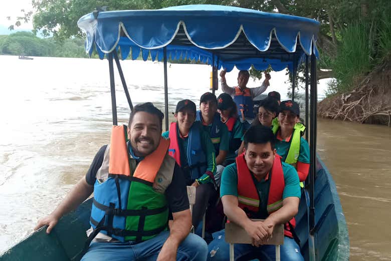 Navegando el rio magdalena 