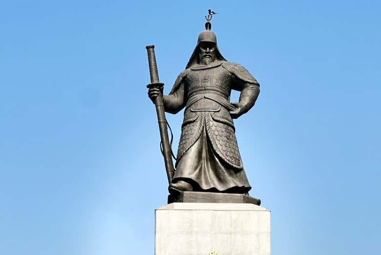 Estatua del Almirante Yi Sun-sin, en Gwanghwamun