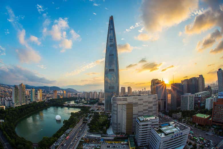 Climb up the Seoul Sky!
