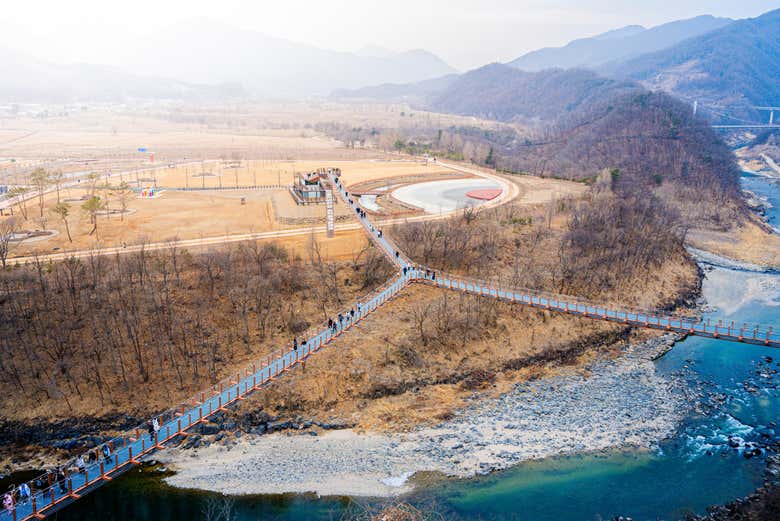 Puente Colgante en Forma de Y del río Hantan