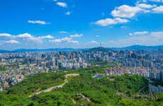 Senderismo por la muralla de Seúl y el monte Inwangsan