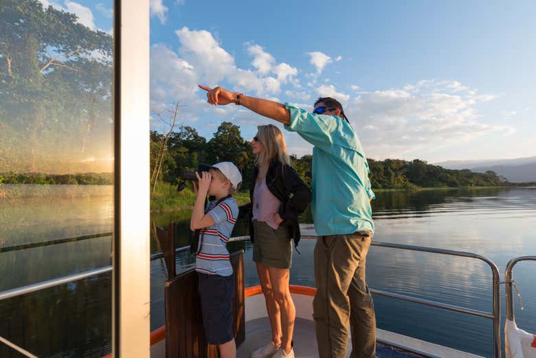 Veréis diferentes especies de pájaros en el lago Arenal