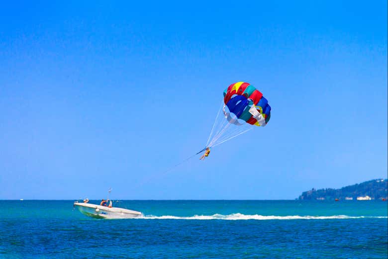 Parasailing a Jacó