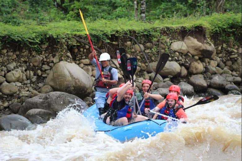 Taking on the rapids of La Fortuna