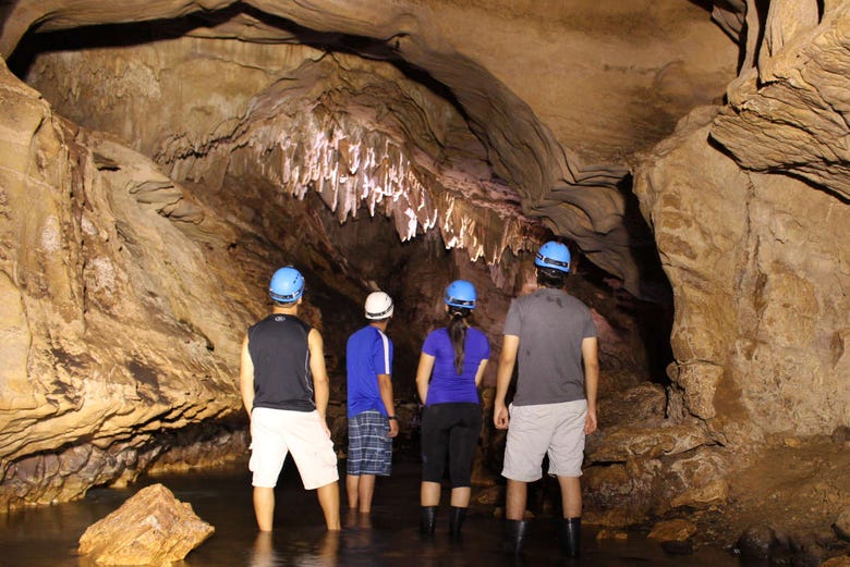 Exploring Venado Caves