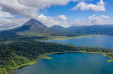 Transfer a Monteverde + Barco pelo lago Arenal