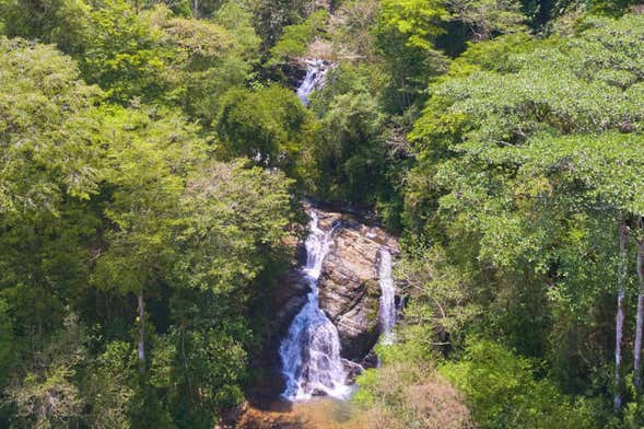 Excursión a las cascadas de Mulguri