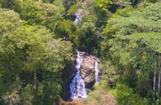 Excursão às cachoeiras de Mulguri