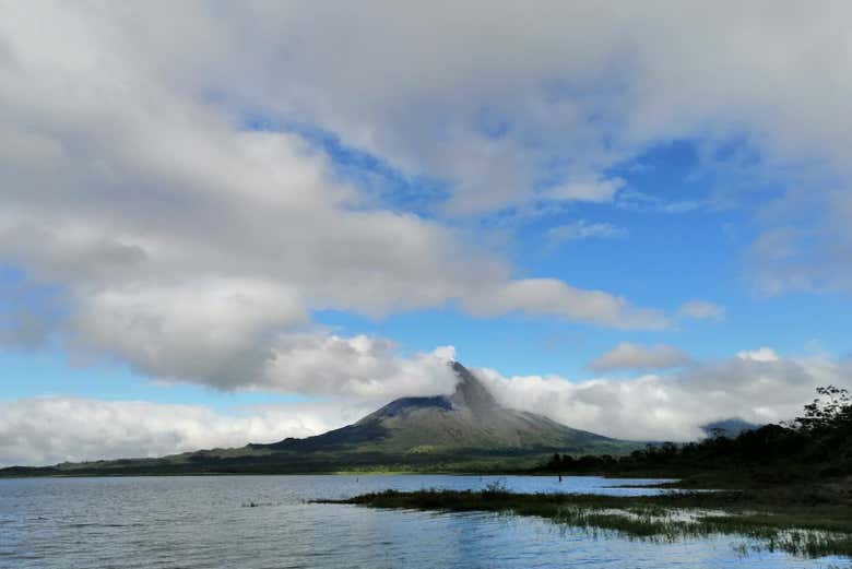 Panoramica del lago Arenal