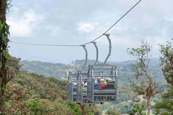 Passeio aéreo de Sky Tram
