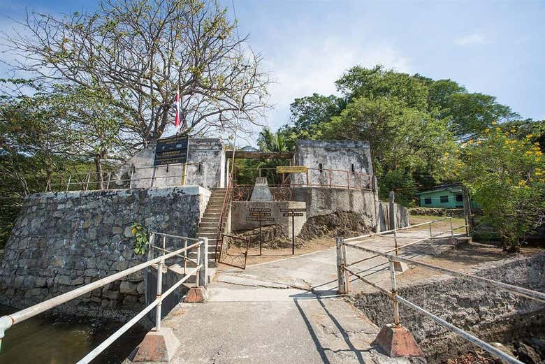 Accesso all'isola di San Lucas