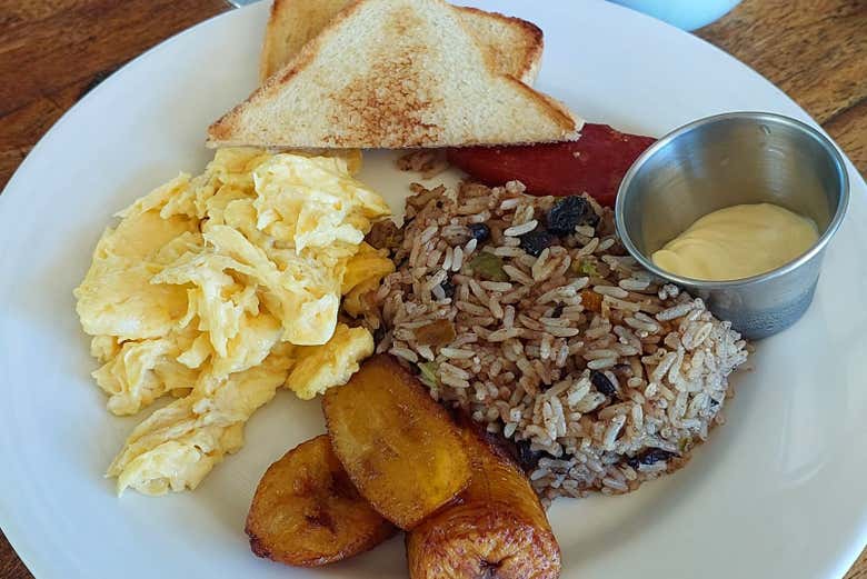 Almoço típico da Costa Rica