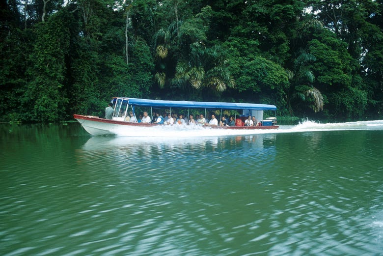 Boat ride in Tortuguero
