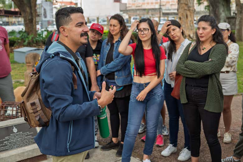 Iremos começar no Parque Morazán