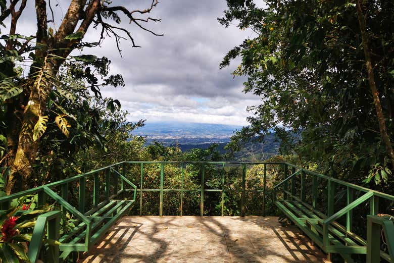 Vous admirerez le paysage depuis le point de vue